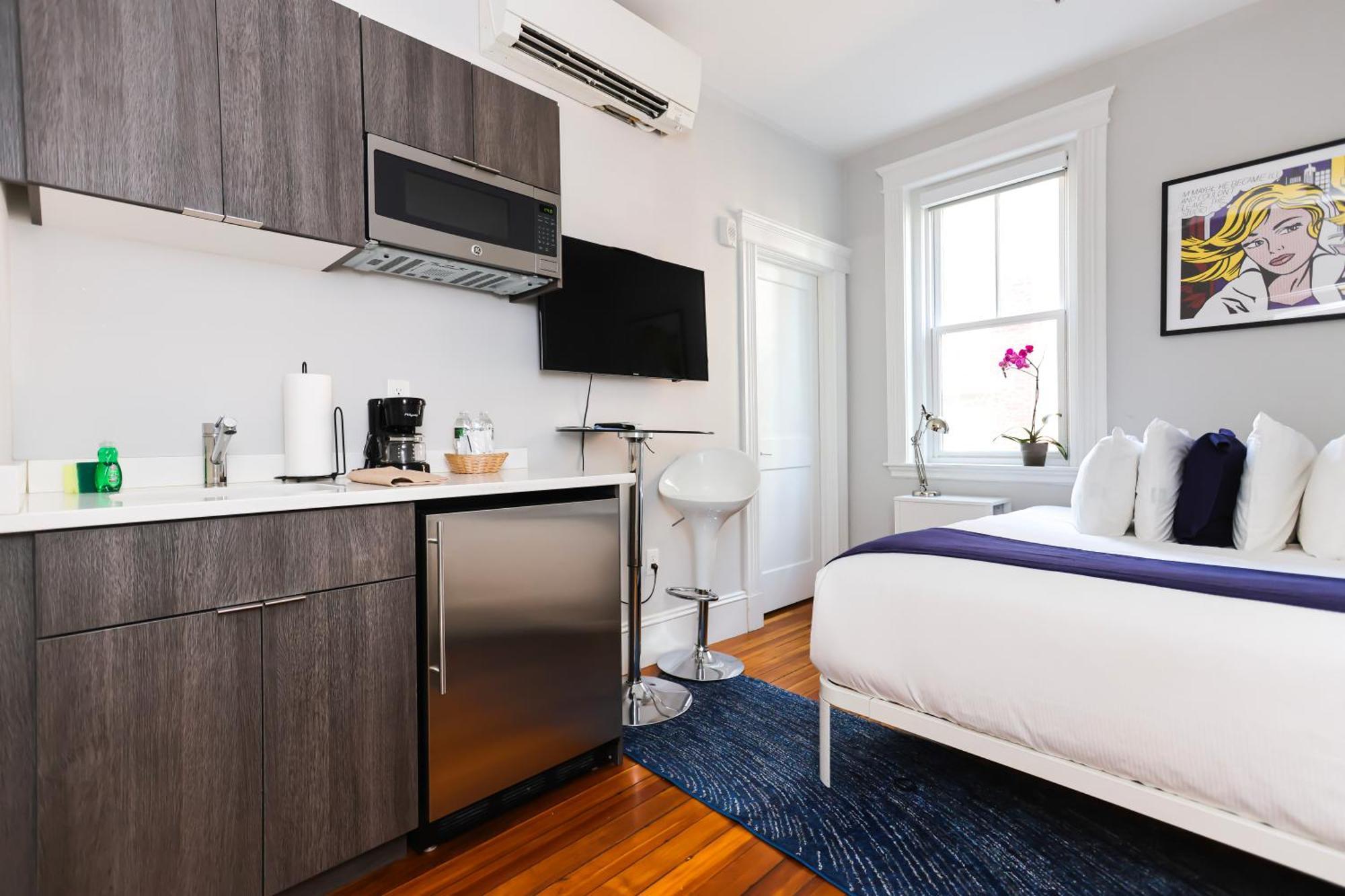 A Stylish Stay W/ A Queen Bed, Heated Floors.. #36 Бруклин Екстериор снимка
